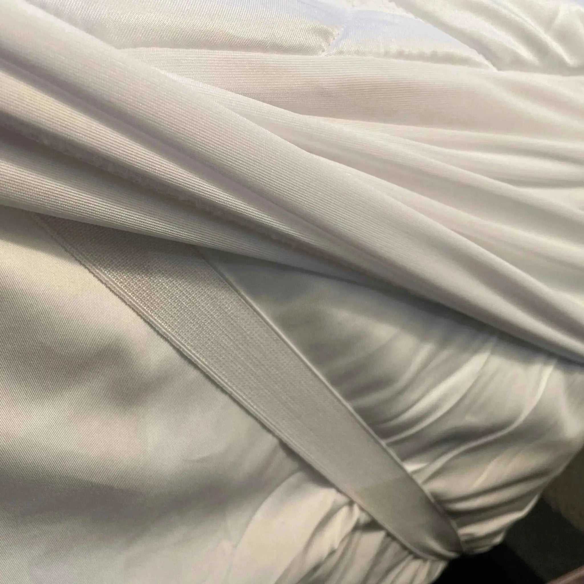 GOTL Collection quilted waterproof mattress protector elastic corner strap detail
